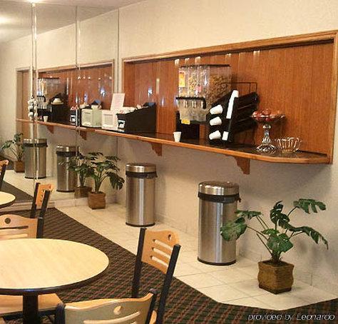 Best Western Halito Inn Calera Restoran foto